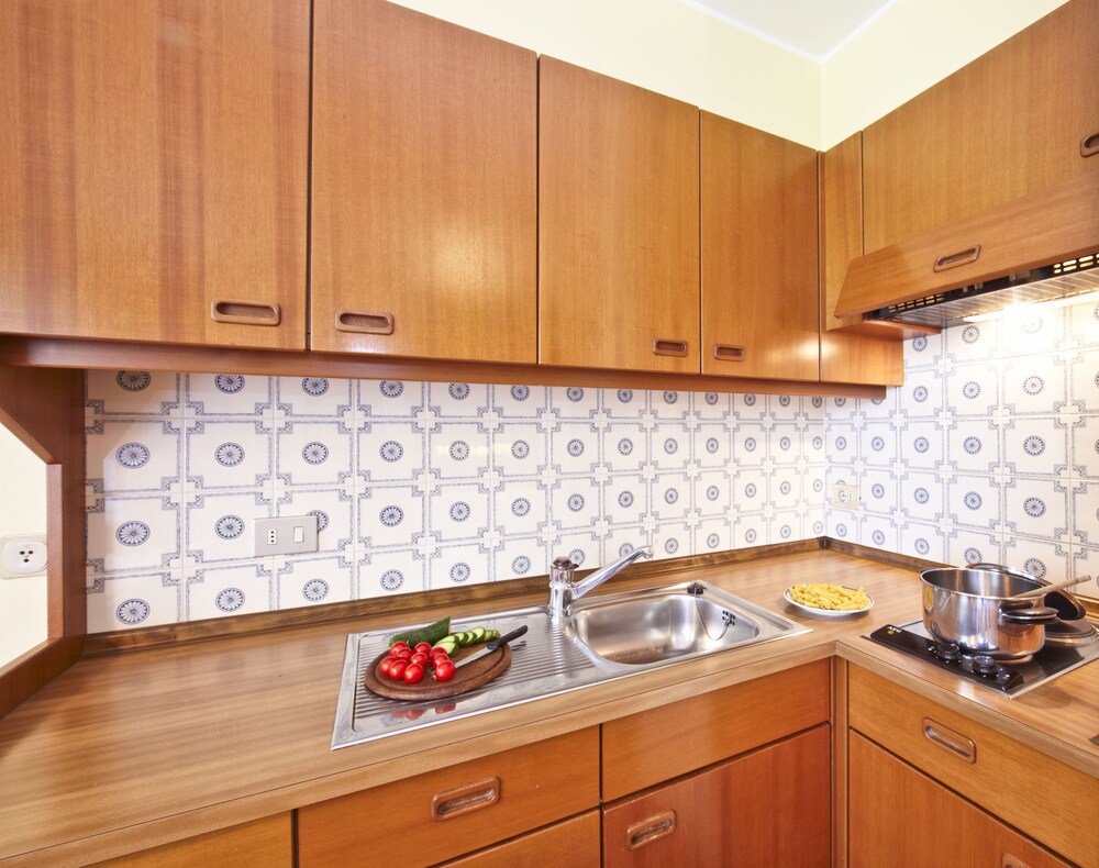 Apartment, 1 Bedroom, Balcony, Annex Building (Gala, cleaning fee not included, 67 €) - In-Room Kitchenette