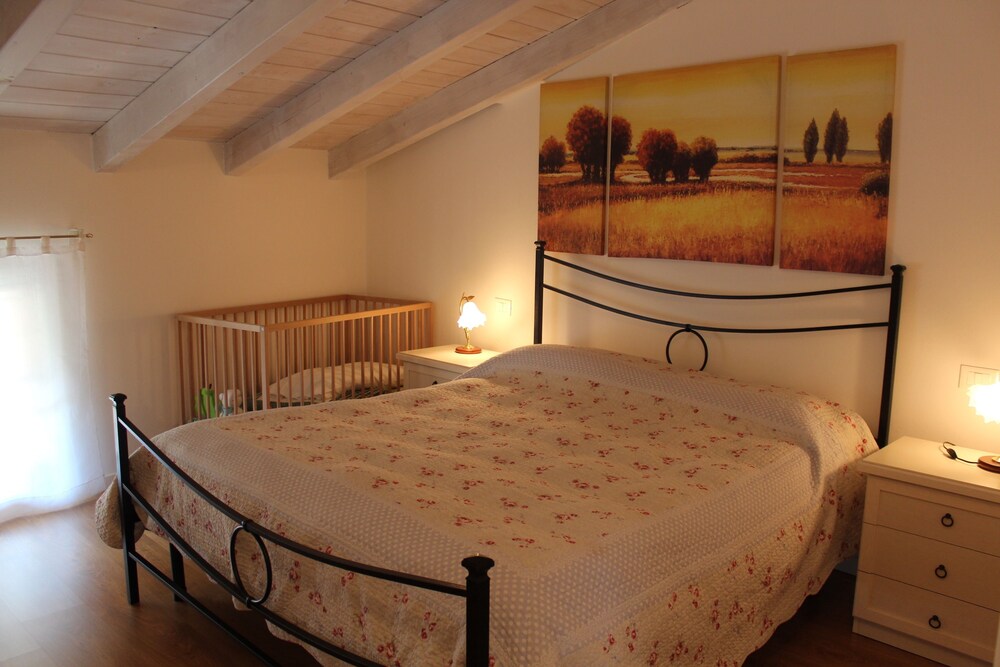 Apartment, 2 Bedrooms, 2 Bathrooms, Lake View - Guestroom