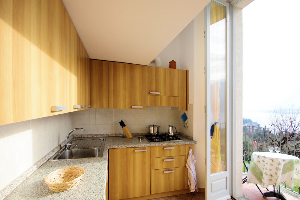 Apartment, 2 Bedrooms, Balcony, Lake View - In-Room Kitchenette