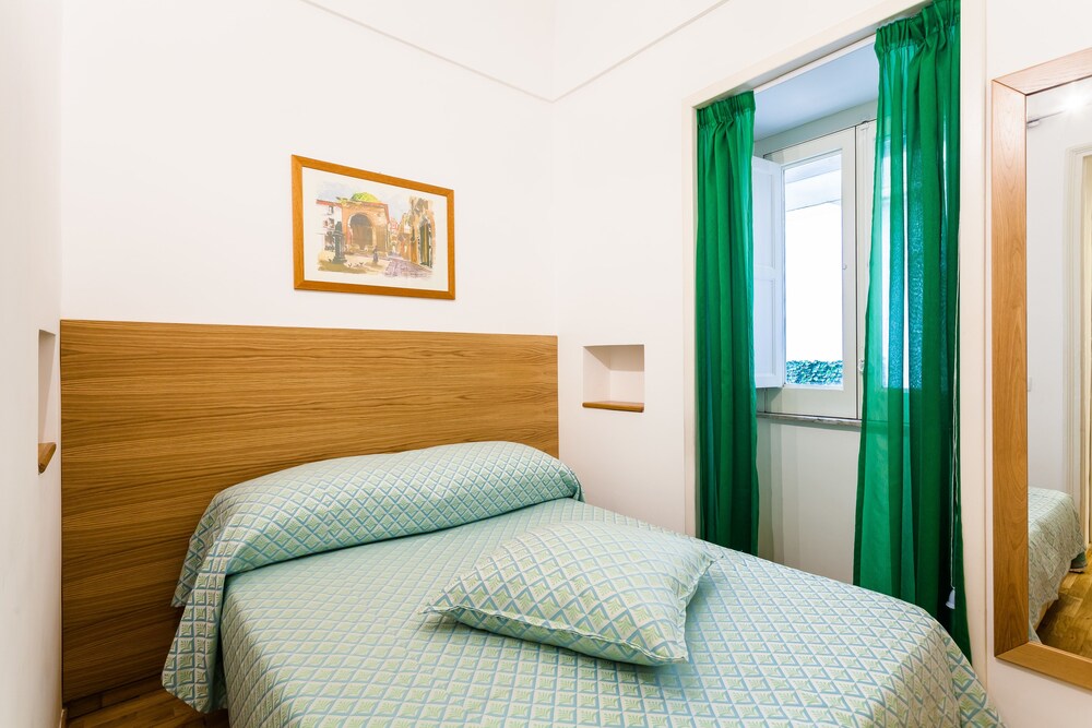 Traditional Apartment, 1 Bedroom - Guestroom