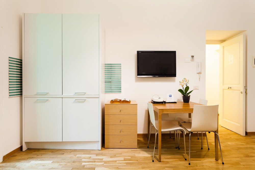 Traditional Apartment, 1 Bedroom - Guestroom
