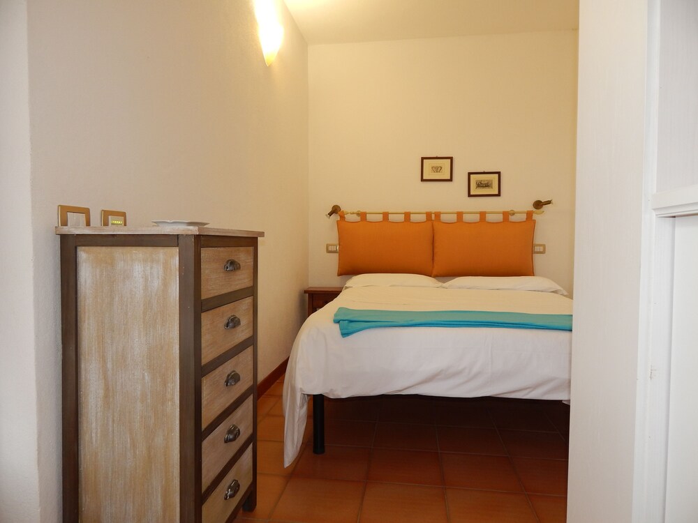 Studio, Annex Building - Guestroom