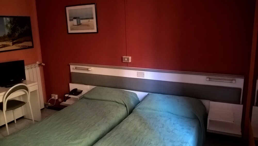 Guestroom