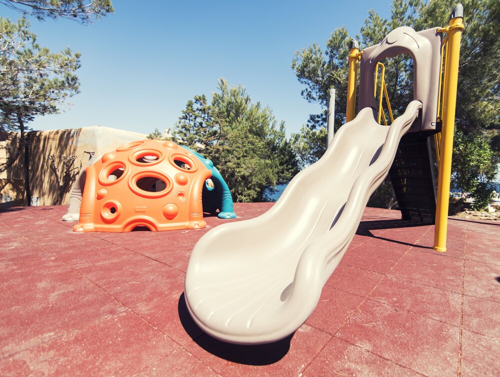 Childrens Play Area - Outdoor