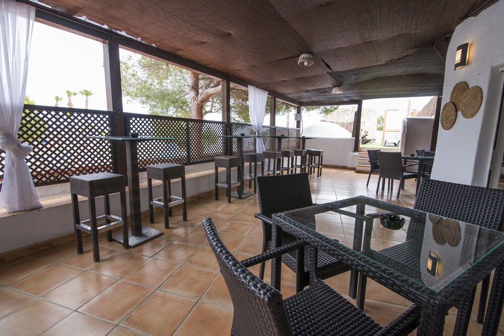 Hotel Bar