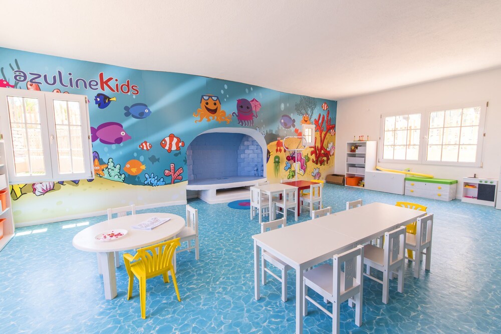 Childrens Play Area - Indoor