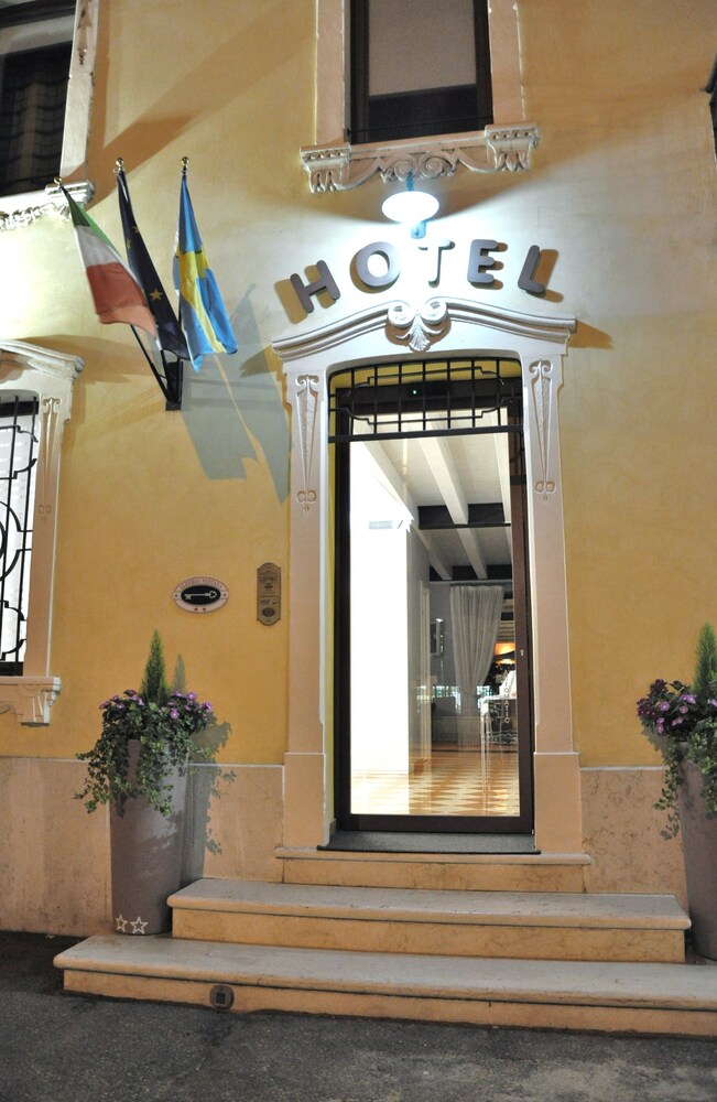 Hotel Front - Evening/Night