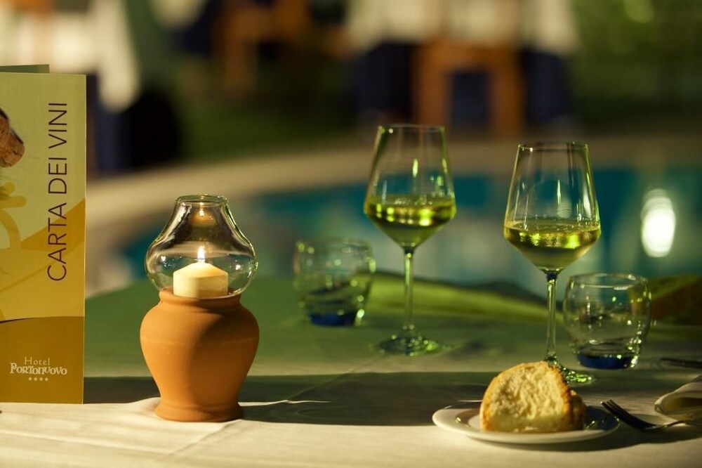 Poolside Bar