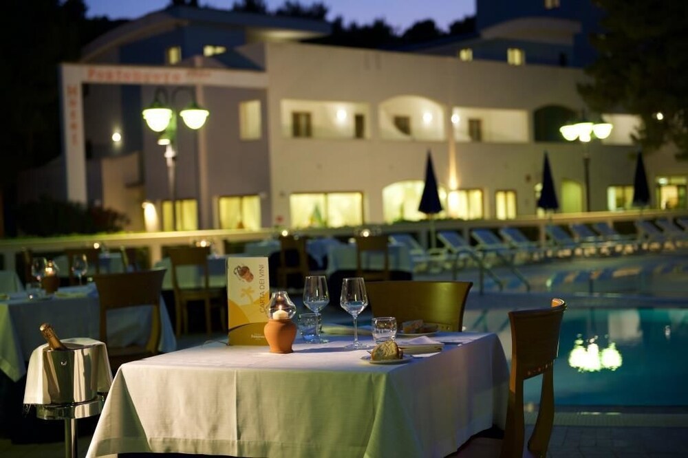 Hotel Front - Evening/Night