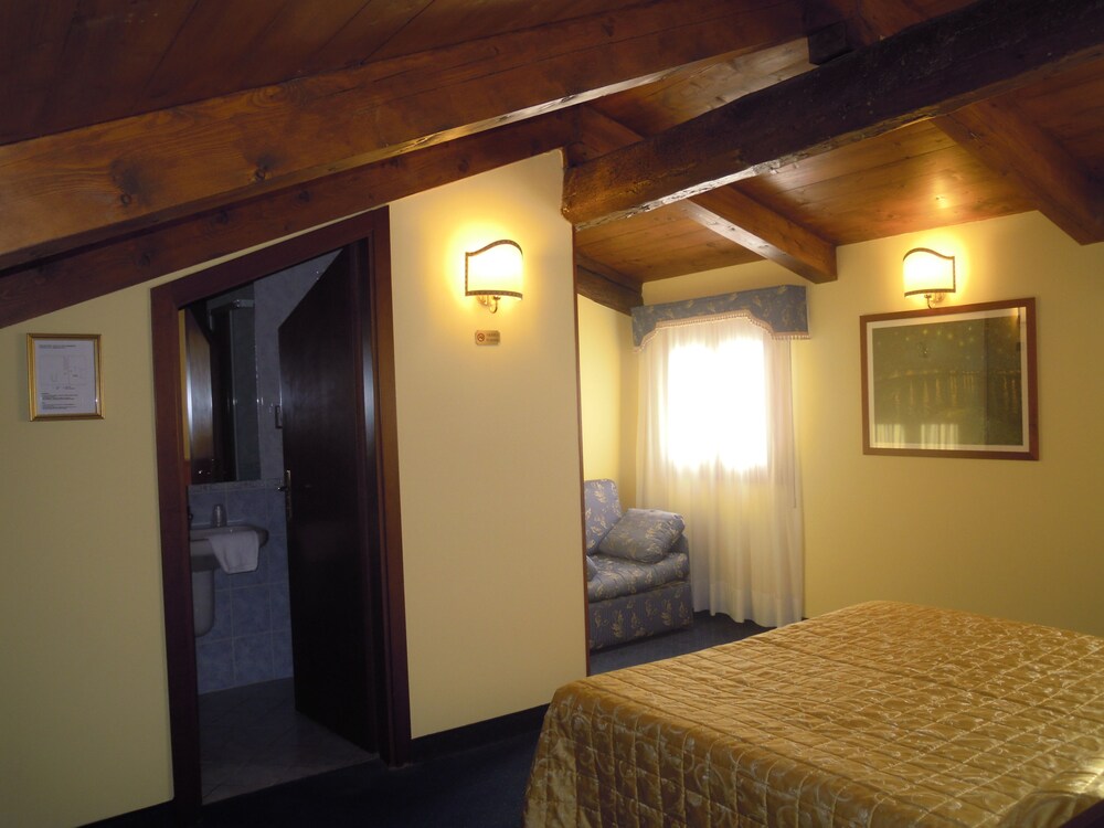 Guestroom View