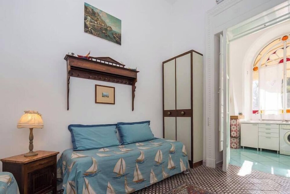Apartment for 3 people with one bedroom Sea view - Guestroom