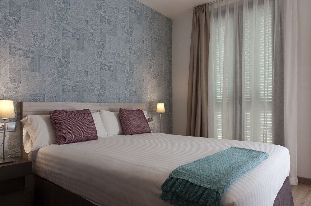 Superior Apartment, 2 Bedrooms - Guestroom