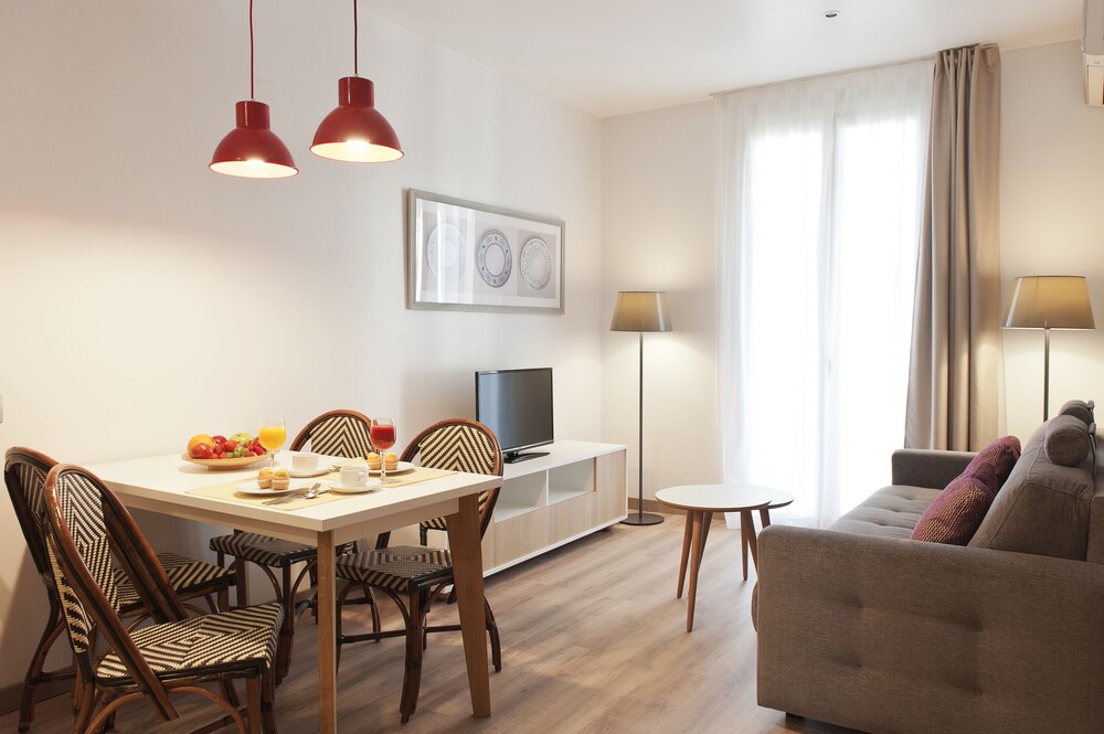Superior Apartment, 2 Bedrooms - Featured Image