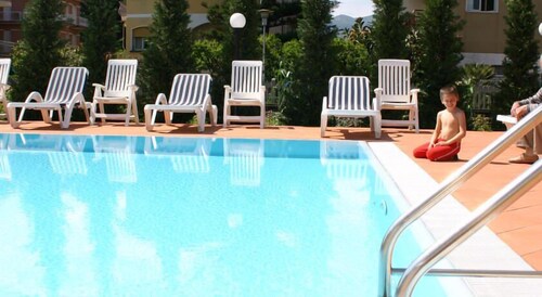 Piscina all'aperto