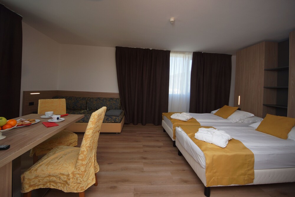 Guestroom