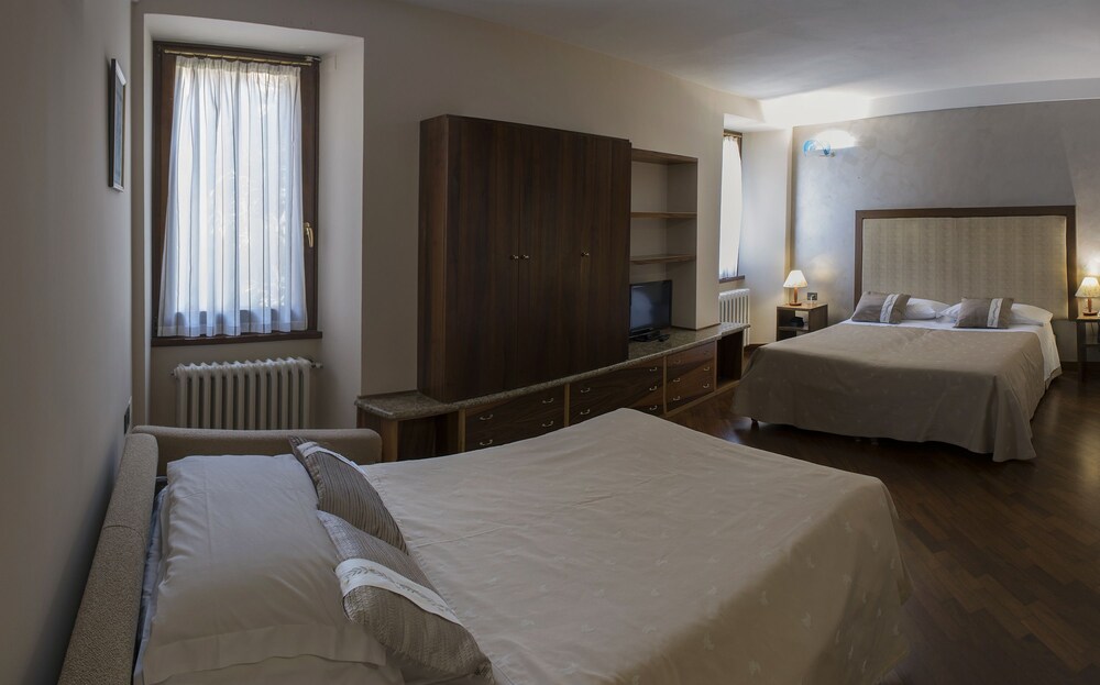 Guestroom View