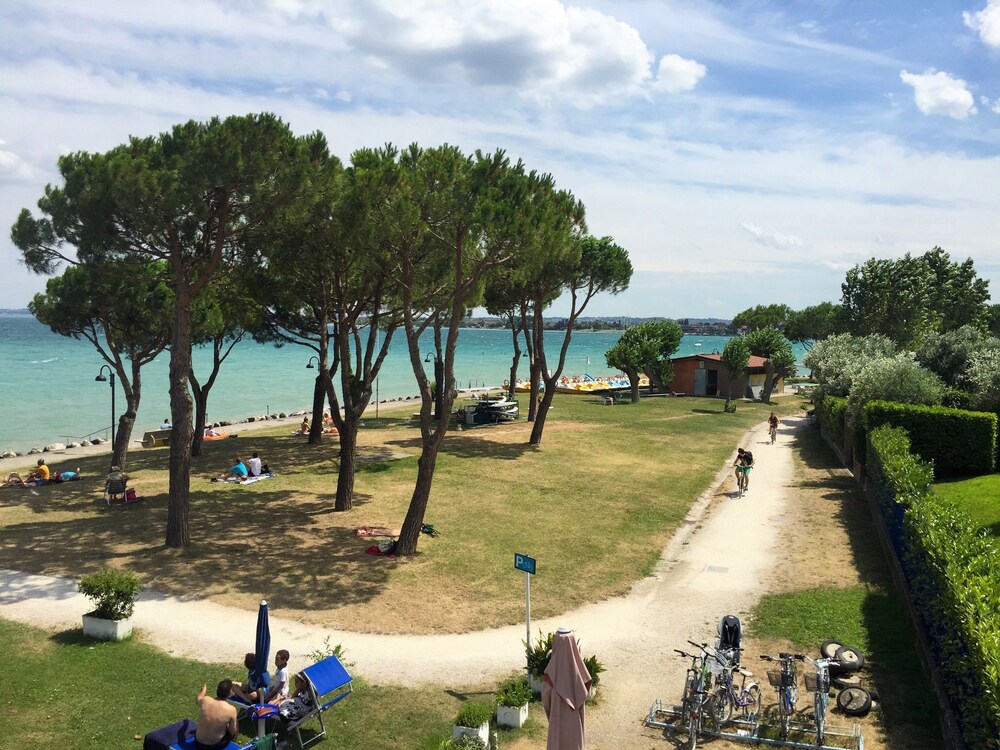 Lake View
