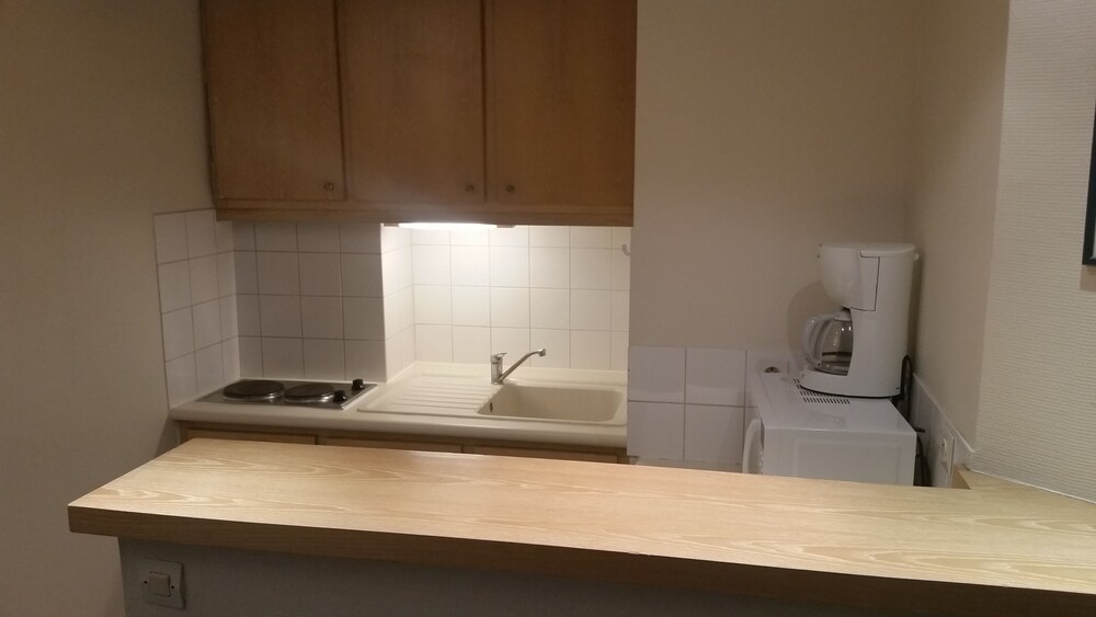 Studio (For 6) - In-Room Kitchen