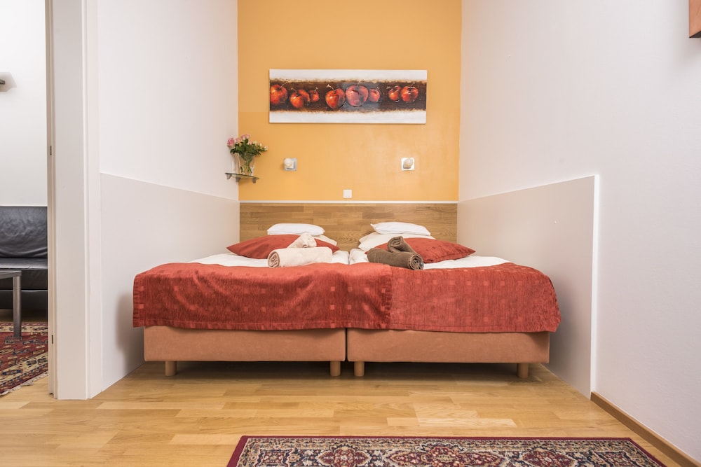 Apartment, 1 Bedroom (3 people - under the roof) - Guestroom