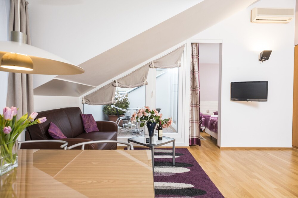 Apartment, 1 Bedroom, Terrace (2 people - under roof) - Guestroom