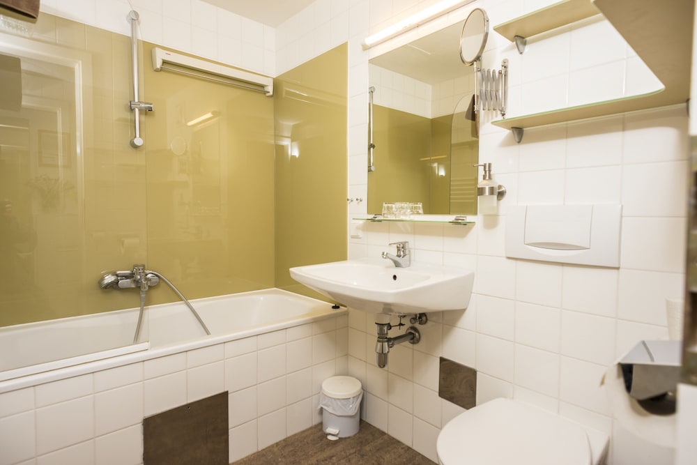 Apartment, 1 Bedroom, Terrace (4 people - under the roof) - Bathroom