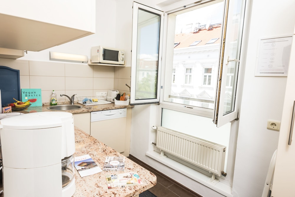 Apartment, 2 Bedrooms (5 people - Ferchergasse 21/18) - In-Room Kitchen