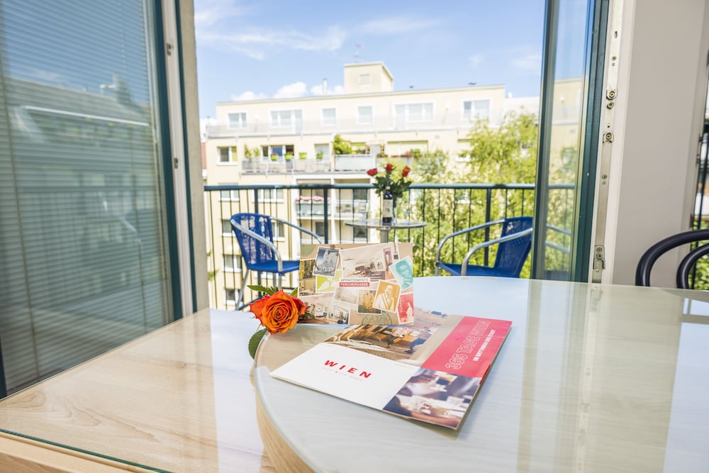 Studio, Balcony (2 people - Dr. Josef Resch Platz 15a) - Guestroom