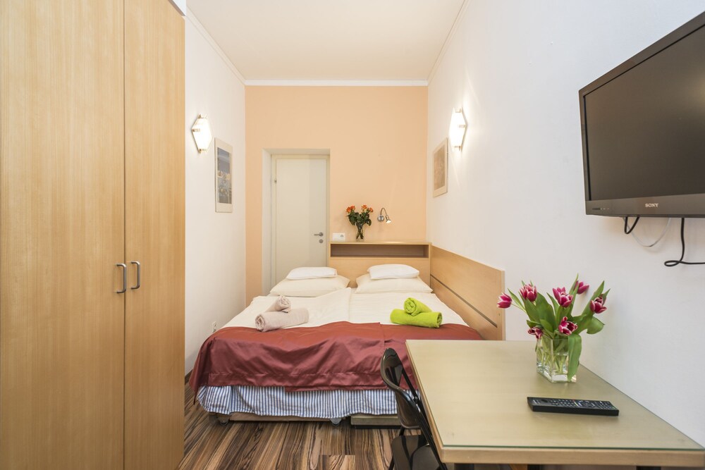 Apartment, 2 Bedrooms (4 people - 2nd floor) - Guestroom