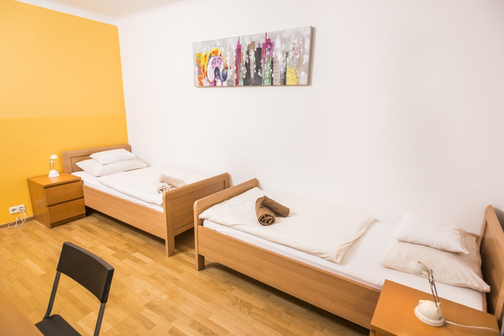 Apartment, 2 Bedrooms (5 people - Ferchergasse 21/18) - Guestroom