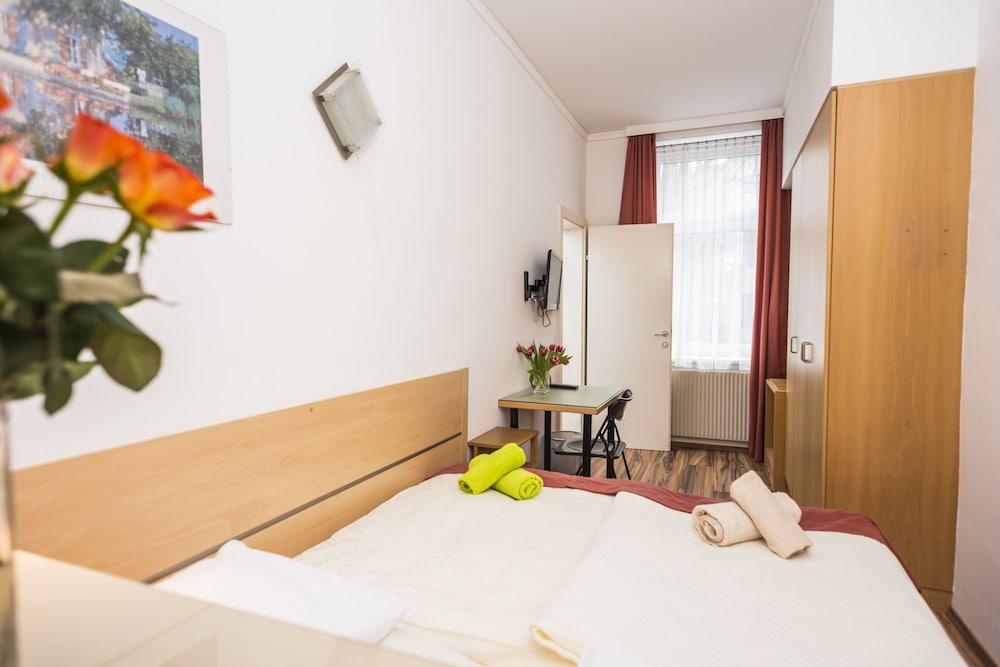 Apartment, 2 Bedrooms (4 people - 2nd floor) - Guestroom