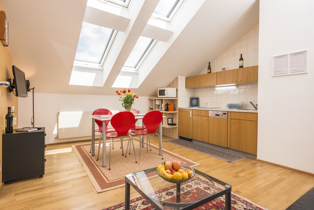 Apartment, 1 Bedroom (3 people - under the roof) - Guestroom