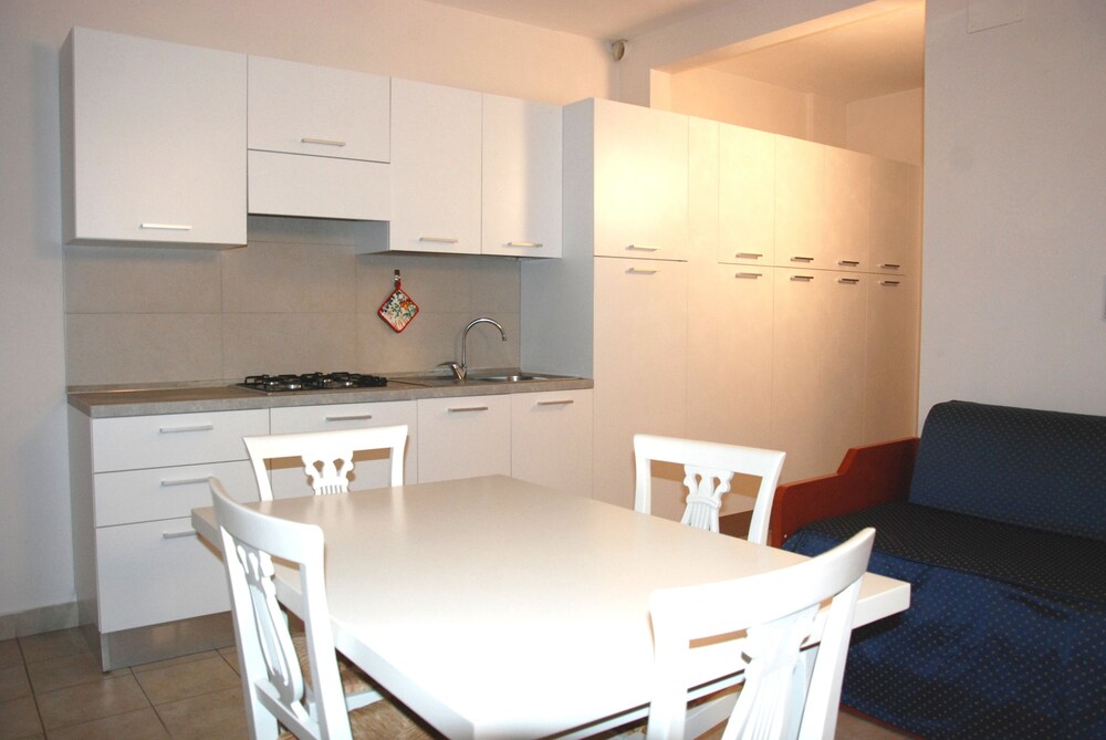 Standard Studio, 1 Bedroom, Accessible, City View - Guestroom