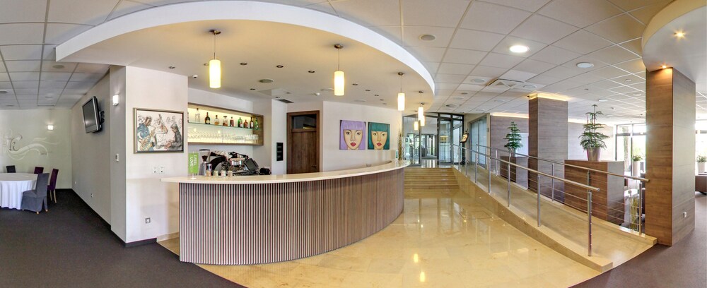 Hotel Lounge