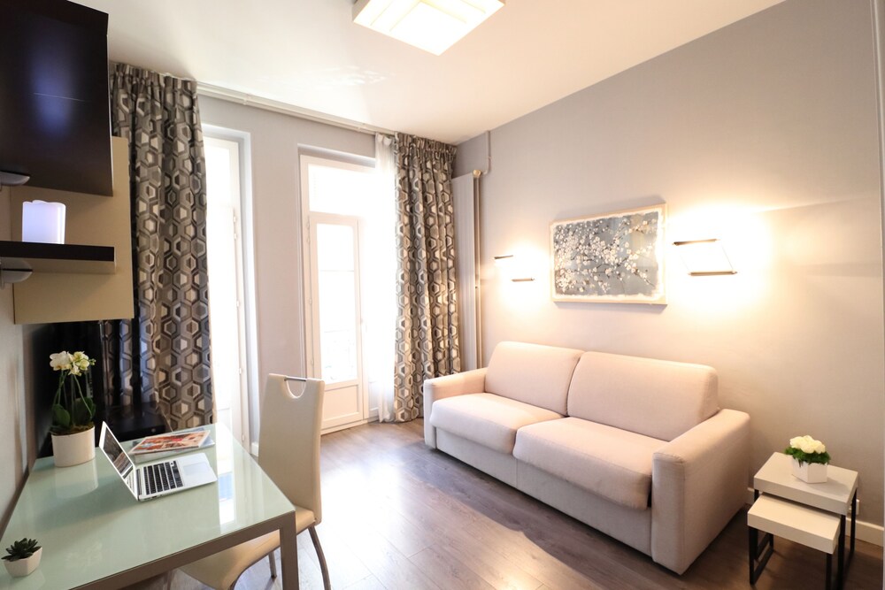 Suite - Living Area