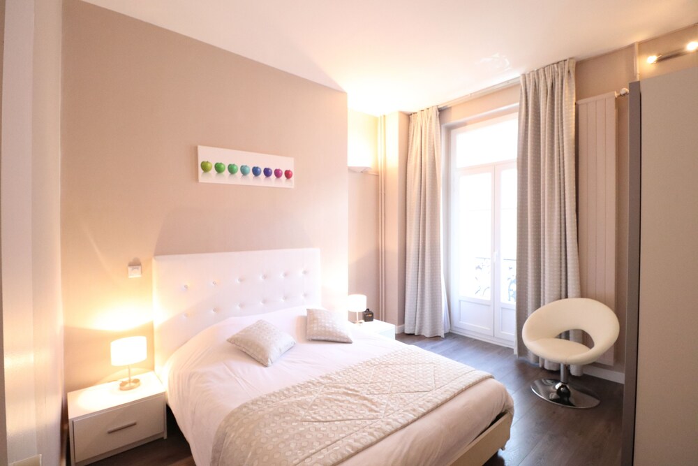 Suite - Guestroom