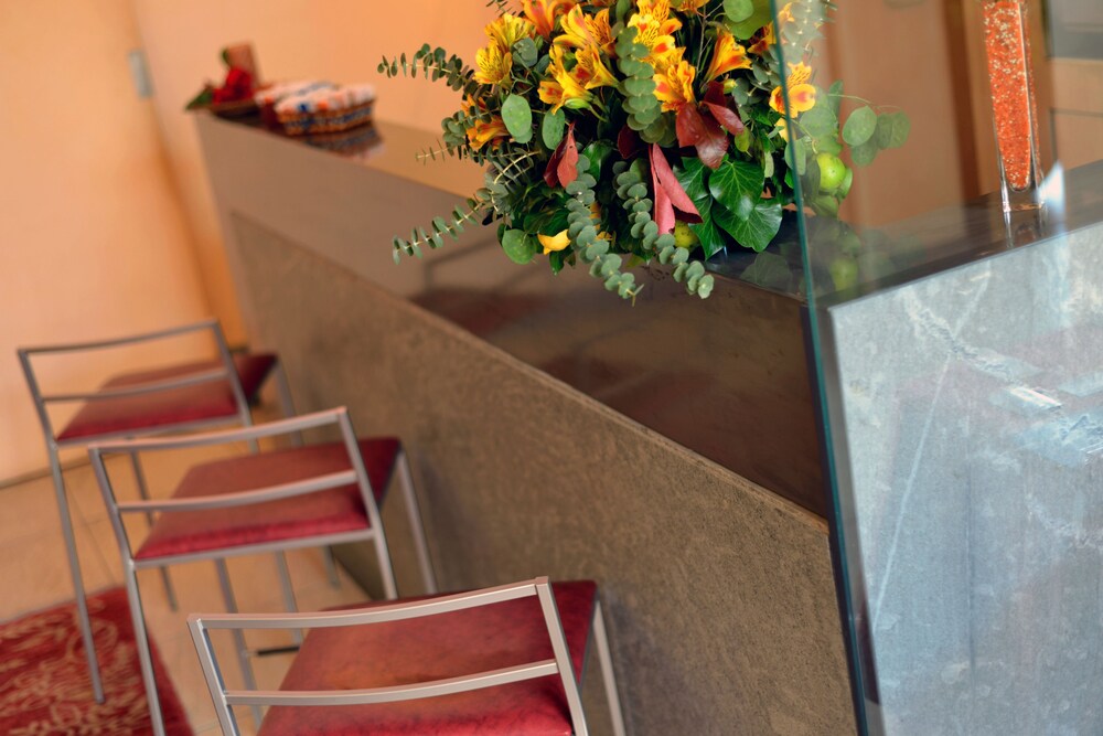Hotel Bar