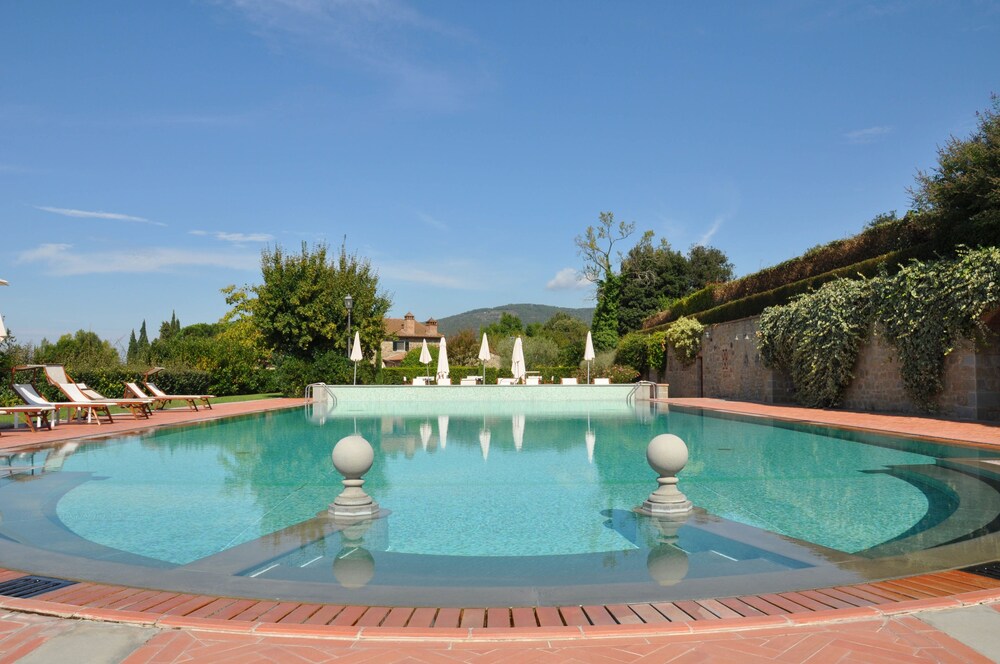 Piscina all'aperto