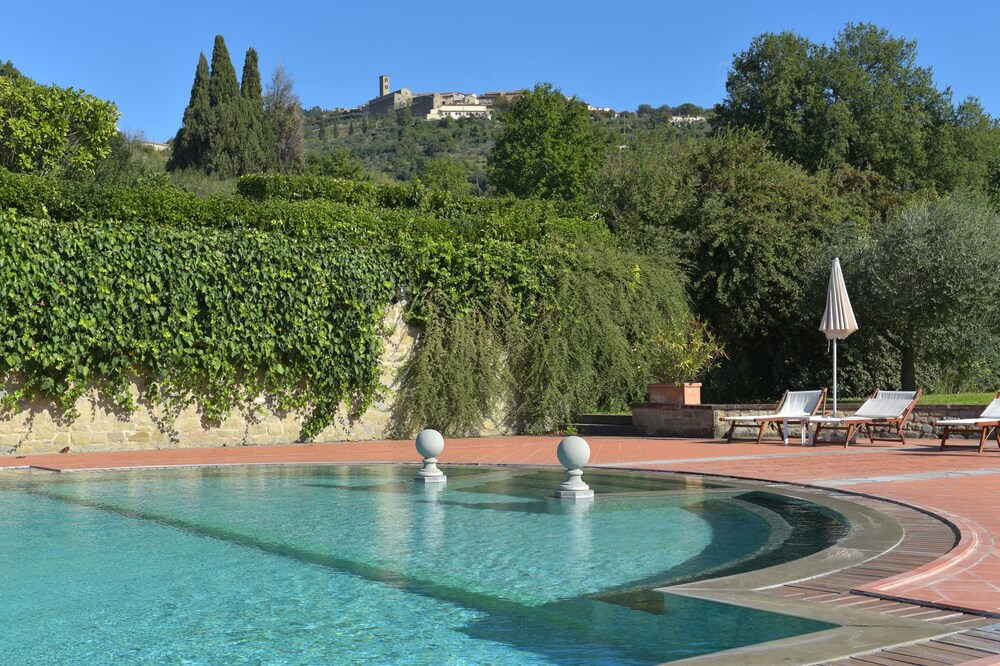 Piscina all'aperto