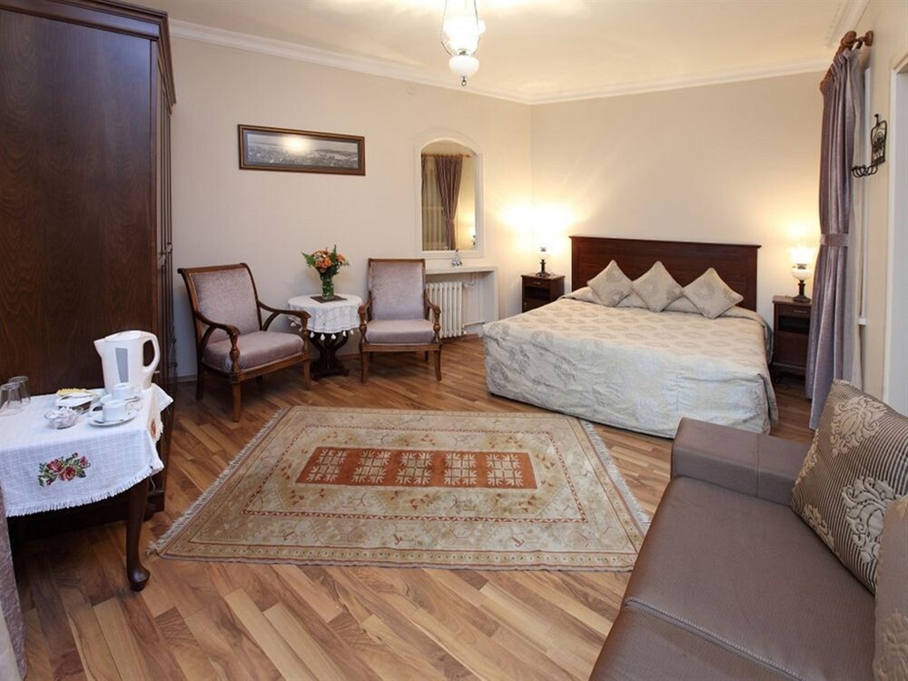 Guestroom