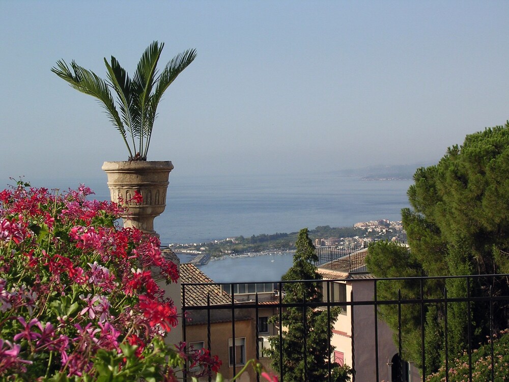 Vista spiaggia/mare