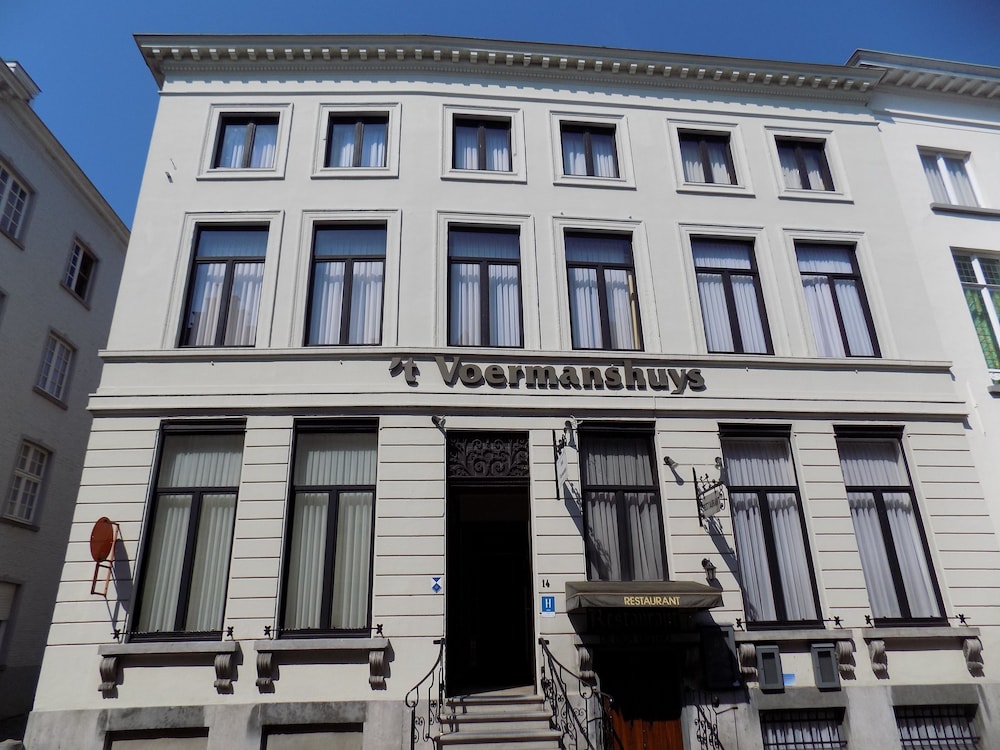Hotel Front