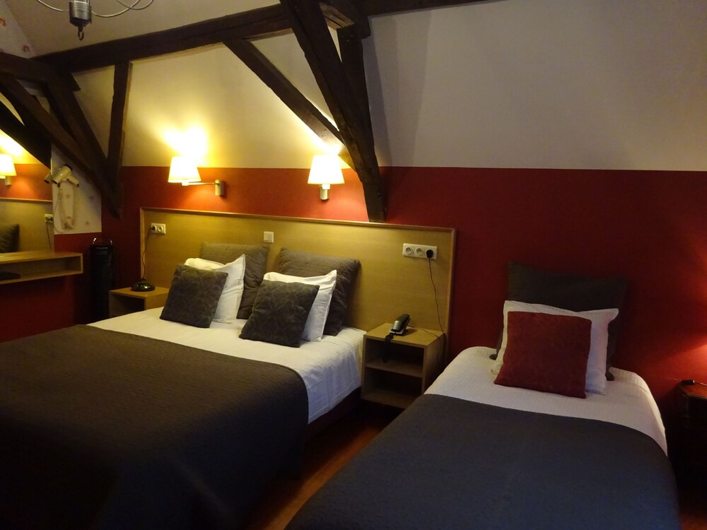 Guestroom