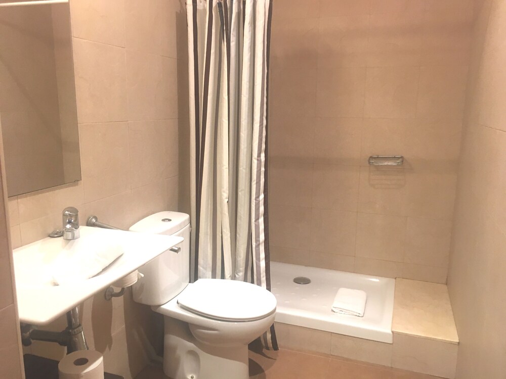 Apartment, 1 Bedroom, Balcony (calle perill 33) - Bathroom