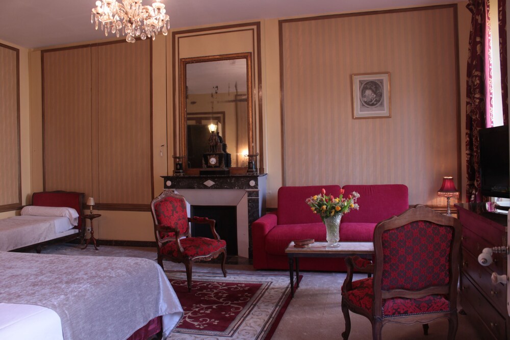 Guestroom