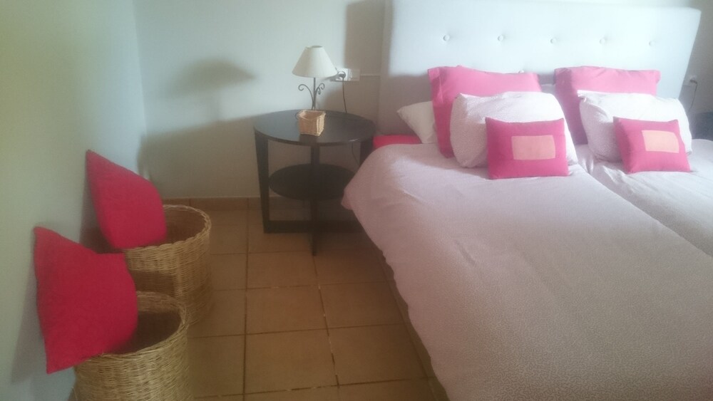 Double Room - Guestroom
