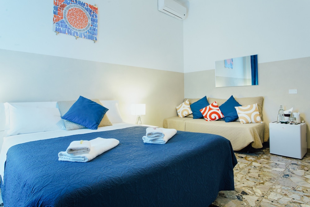 Guestroom