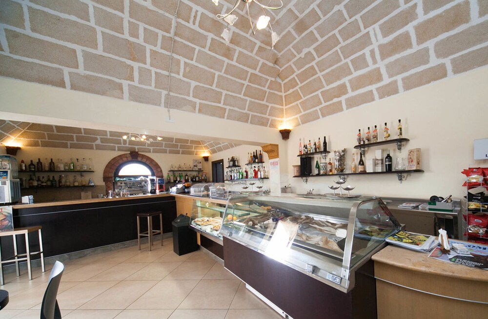 Hotel Bar