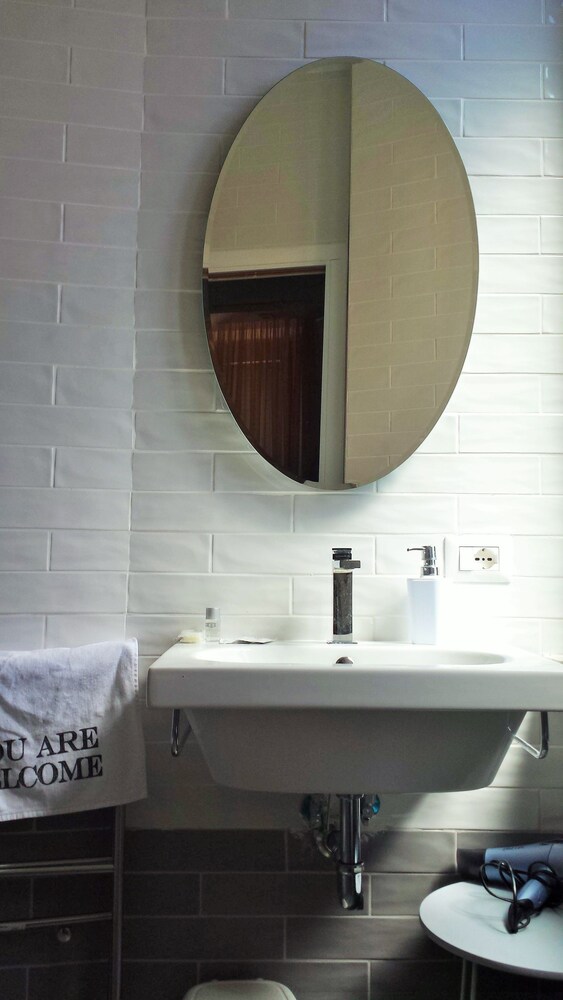 Double Room, 1 Queen Bed - Bathroom