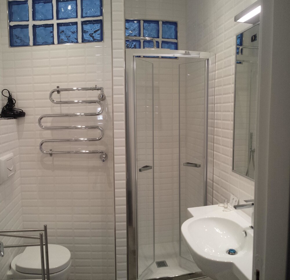 Double Room, 2 Twin Beds - Bathroom