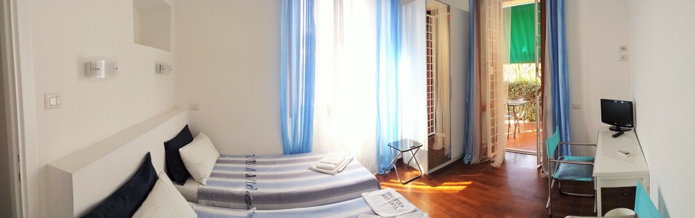 Double Room, 2 Twin Beds - Guestroom
